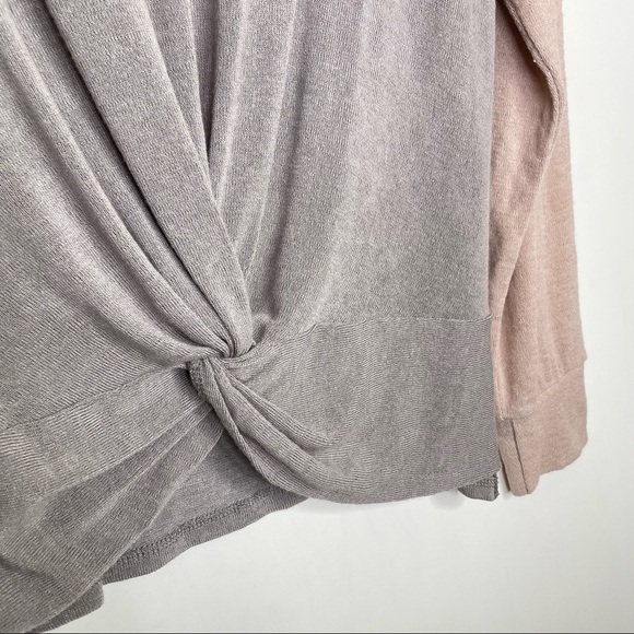 Stitch Fix l Kaileigh Front Twist Top, Medium - Picture 5 of 12